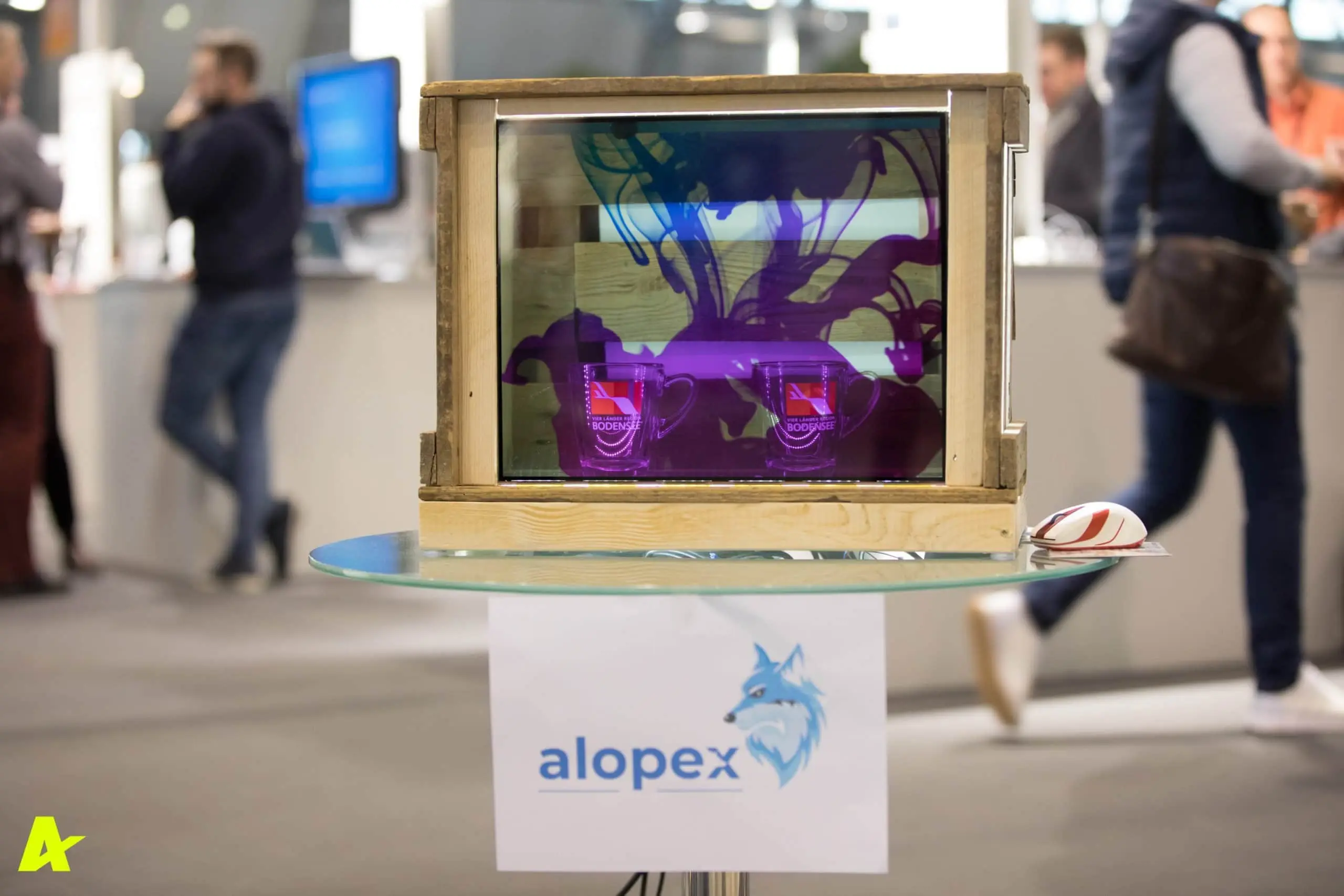 deren transparentes Display eine echte Innovation ist