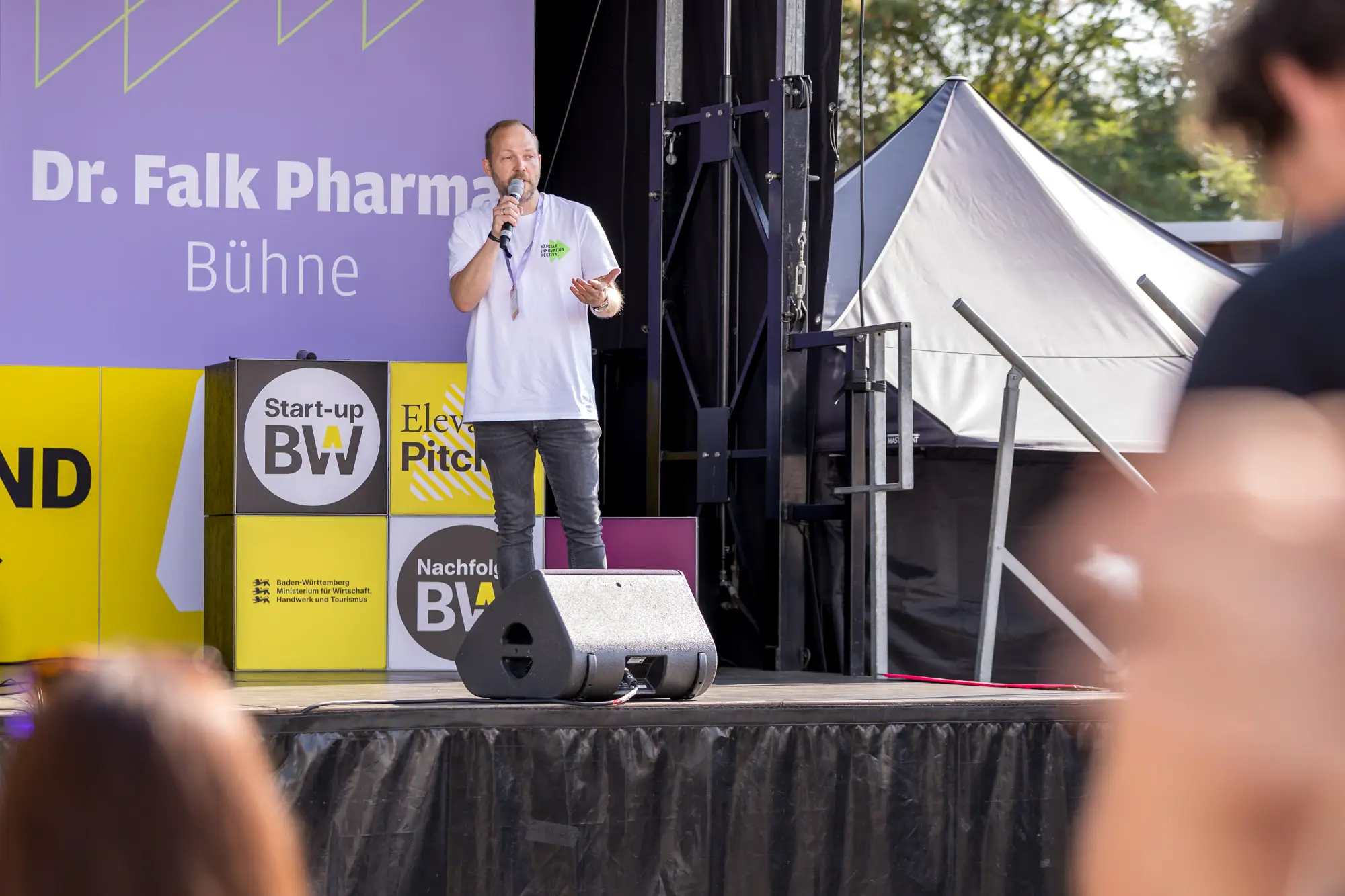 Auftritt auf der Außenbühne beim Start-up BW Elevator Pitch Landesfinale in Freiburg